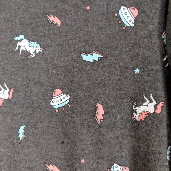 Modern Lux unicorn/spaceship sweater - Picture 4 of 6